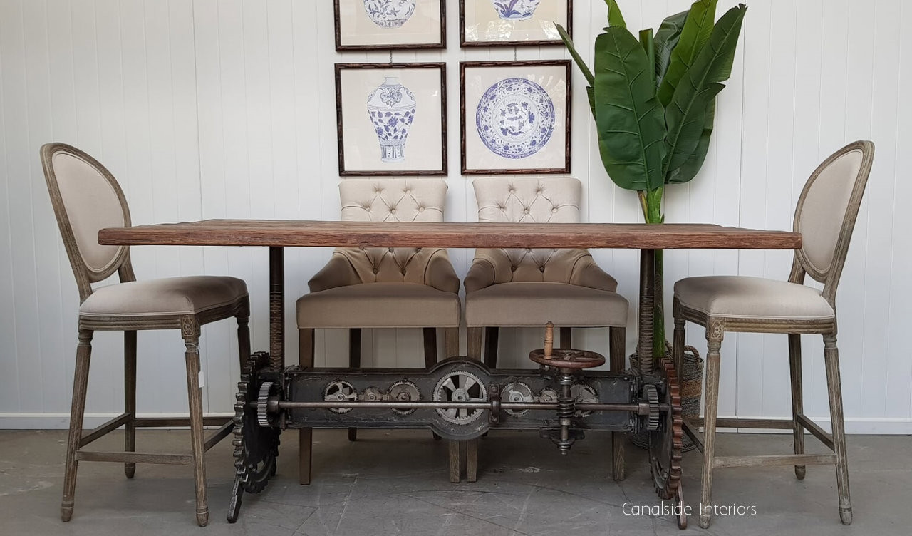 Cog Adjustable Dining to Bar Table