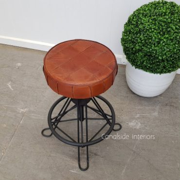 Torque Low Stool
