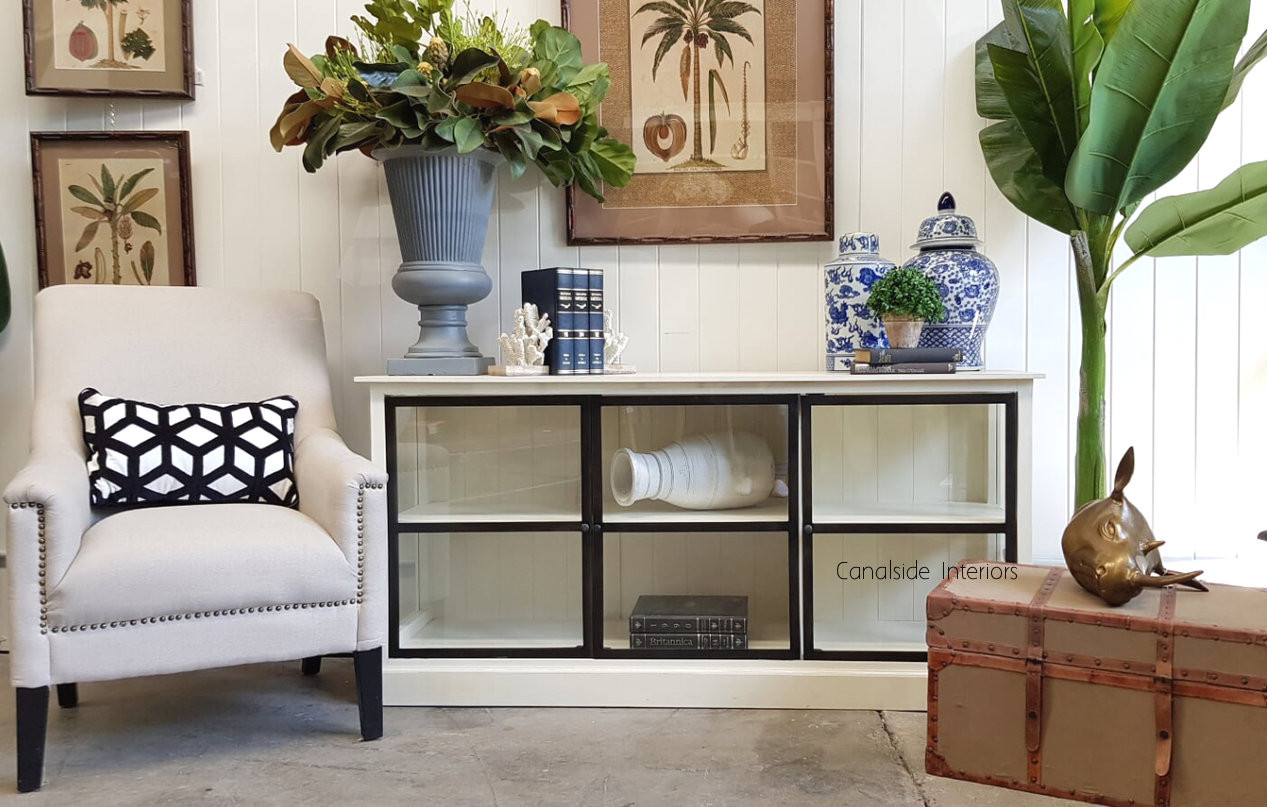 Alistair Glass TV Unit/ Sideboard