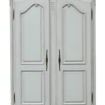 James Armoire