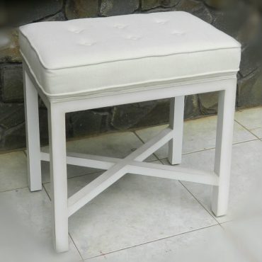 South Hamptons Stool