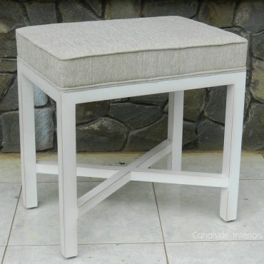 South Hamptons Stool
