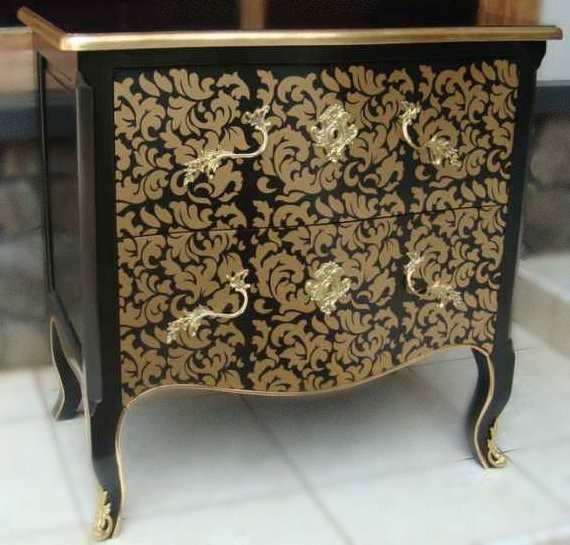 COU_04_black_with_gold_genova_2526_gold_trims_2528Comp2529__72629__65287.1553740865.1280.1280