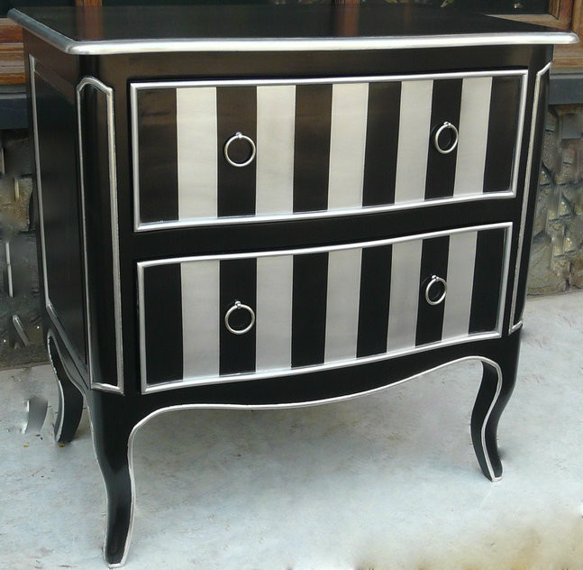 Frejus Commode