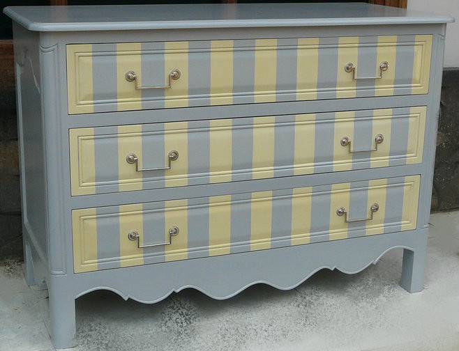 Couleur 3 Drawer Commode
