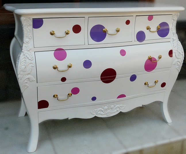 Couleur Bombe Commode