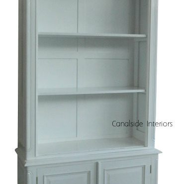 Waldorf Display Cabinet / Bookshelf