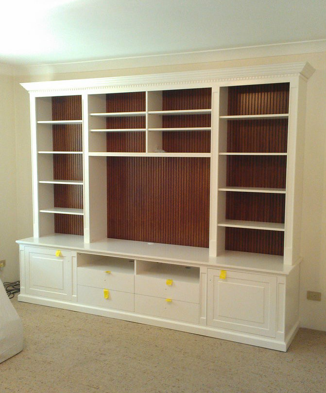 Custom Made TV Entertainment / Wall Units by Canalside Interiors
