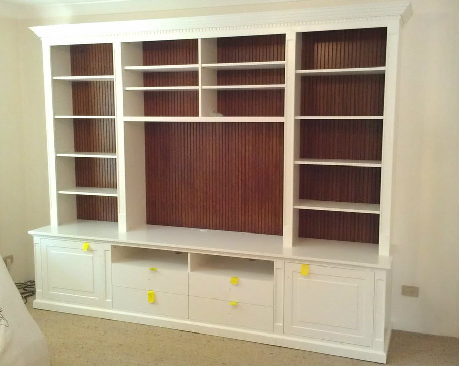 Custom Made TV Entertainment / Wall Units by Canalside Interiors