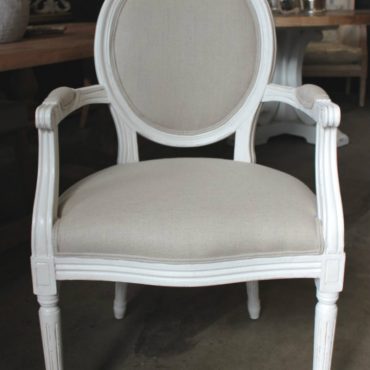 Sansa Carver Chair