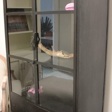 Almira Foundry Industrial Display Unit