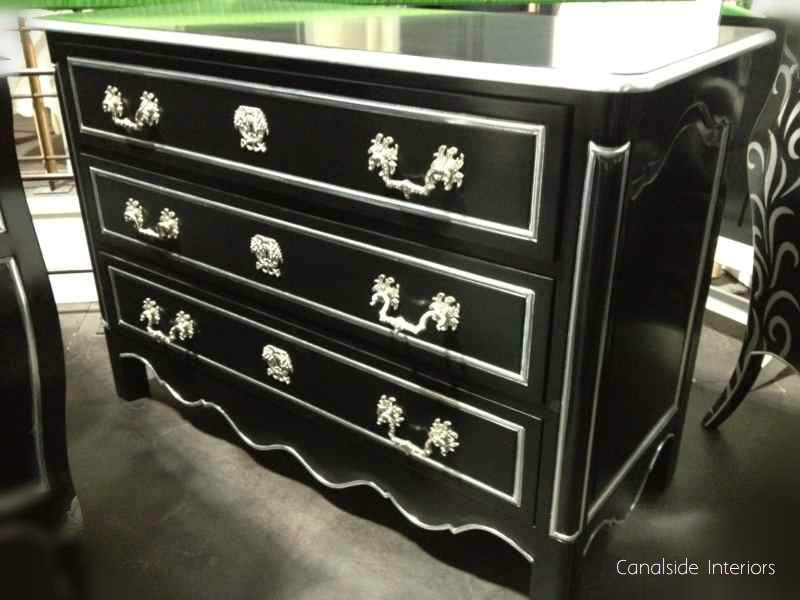 Couleur 3 Drawer Commode