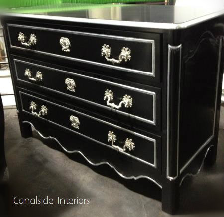 Couleur 3 Drawer Commode