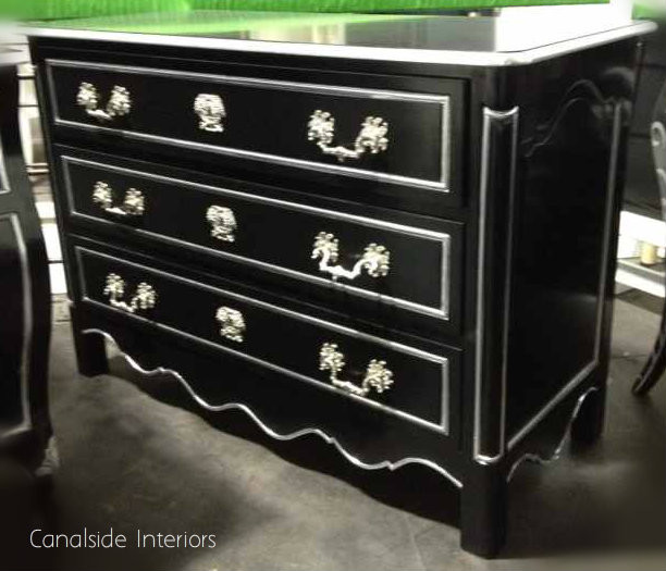 Couleur 3 Drawer Commode