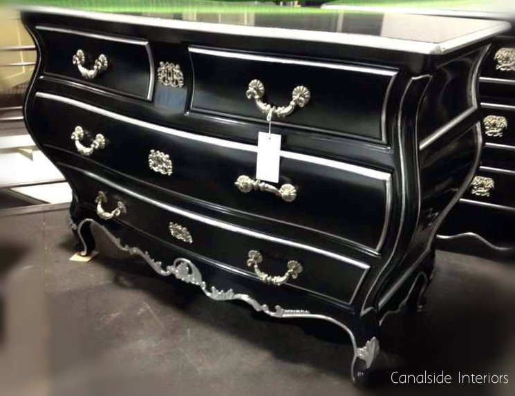 Couleur Medoc French Commode