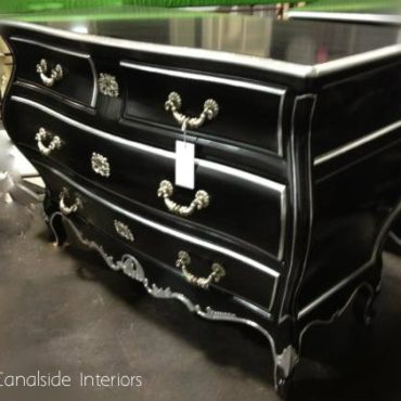 Couleur Medoc French Commode