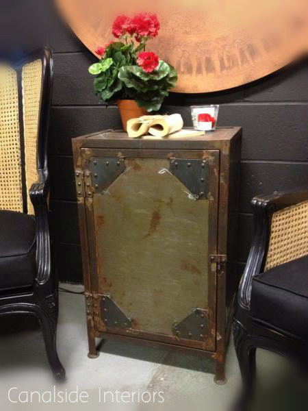 Foundry Industrial Side Table / Bedside