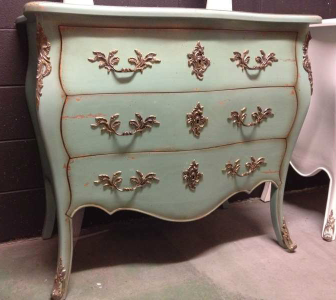 Bretigny Commode
