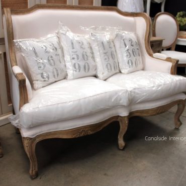 Louis 2 Place Canape Lounge