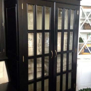 Hamptons Display Cabinet