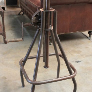 Cruz Adjustable Industrial Stool