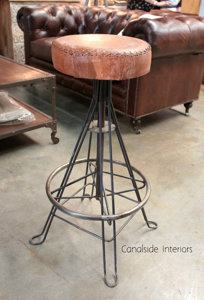 Torque Industrial Stool - Rust with thick leather seat