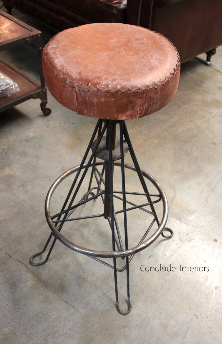Torque Industrial Stool - Rust with thick leather seat