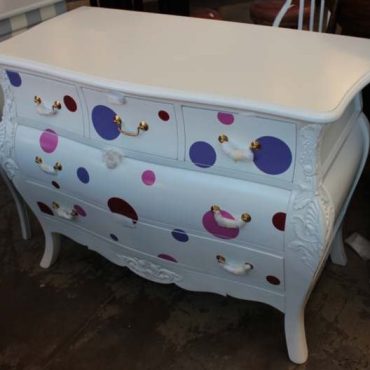 Couleur Bombe Commode