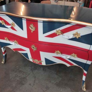 Union Jack Commode