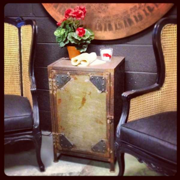 Foundry Industrial Side Table / Bedside