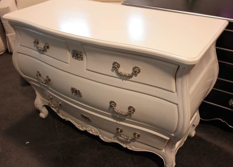 Medoc Commode