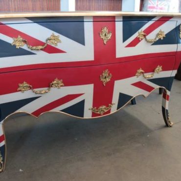 Union Jack Commode