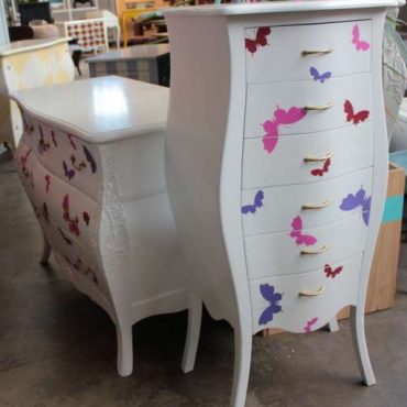 Couleur Bombe Commode