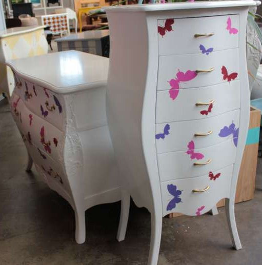 Couleur Bombe Commode