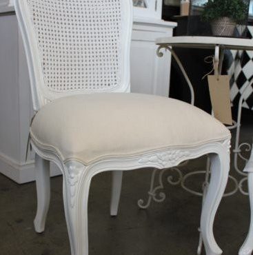 Queen LXV Dining Chair