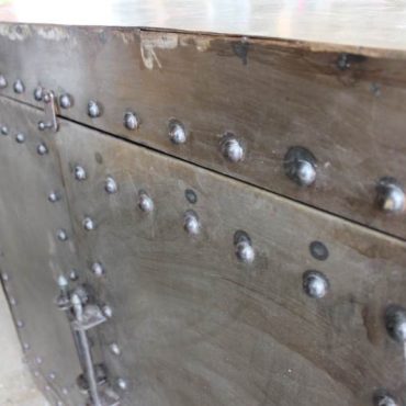 Submarine Foundry 2 Door Industrial Unit - Close up