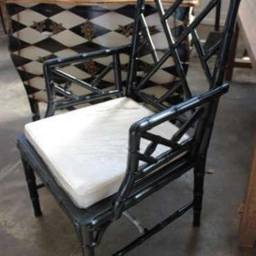 Flamingo Chippendale Carver