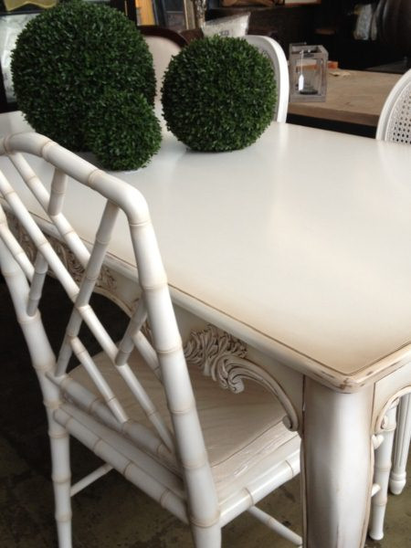 Laurent Dining Table