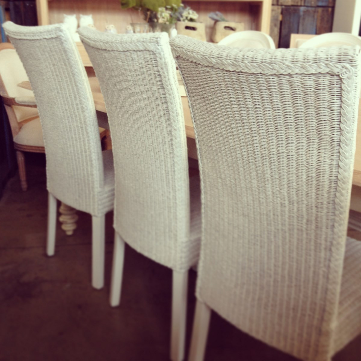 Villa Fine Loom Dining Chair - Distressed White