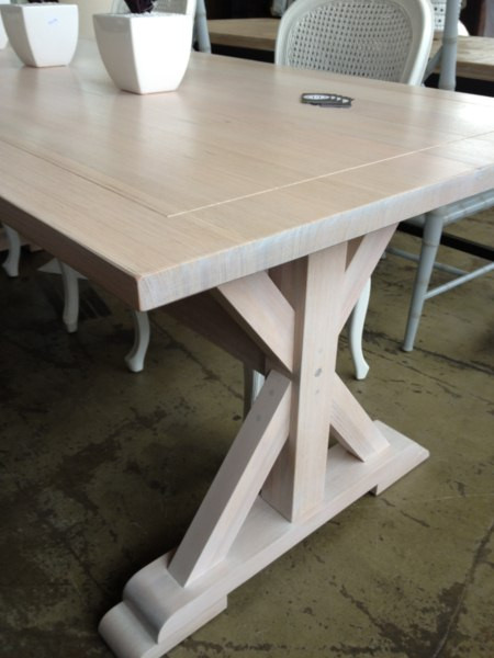 Lyon Dining Table