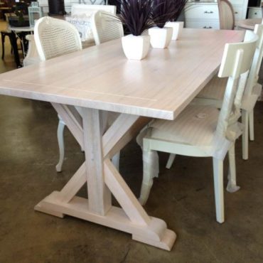 Lyon Dining Table