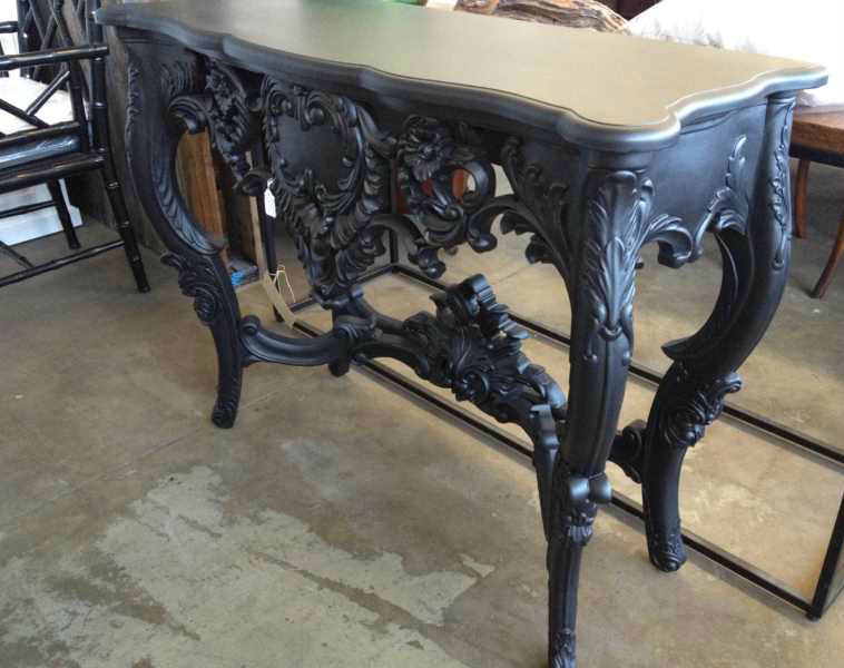Baroque Console