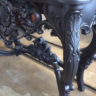 Baroque Console