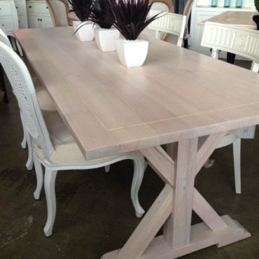 Lyon Dining Table