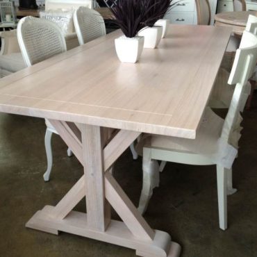 Lyon Dining Table