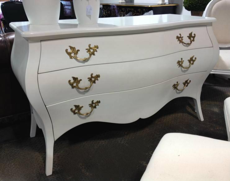 Mines Commode in White