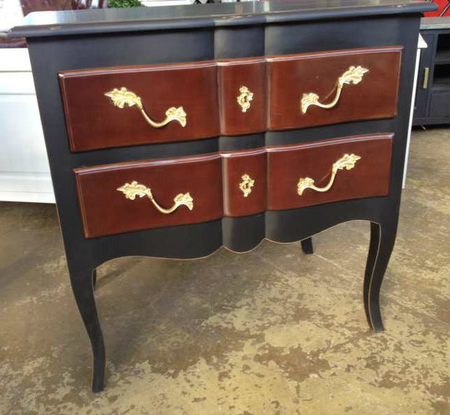 Belleville Chest Commode