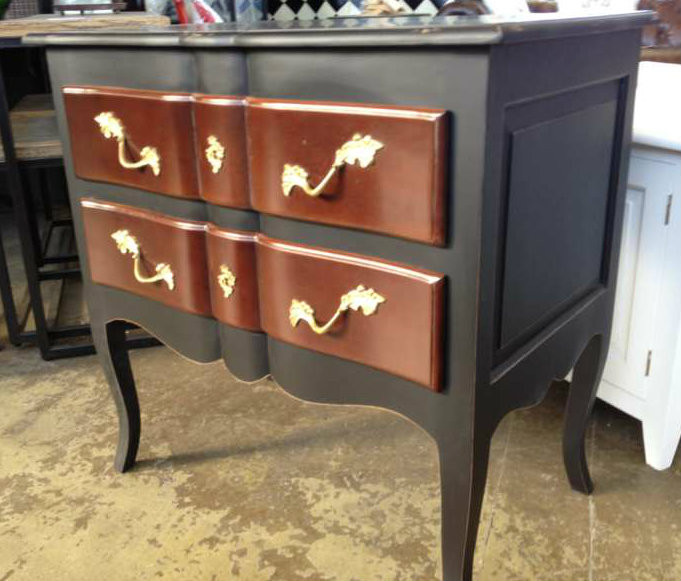 Belleville Chest Commode