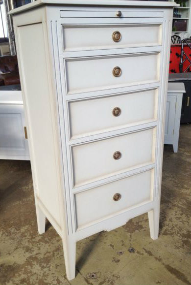Peninsula Tall Chest in Grey