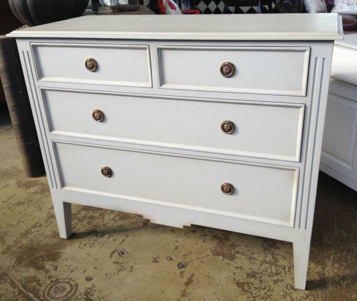 Peninsula 4 Drawer Chest